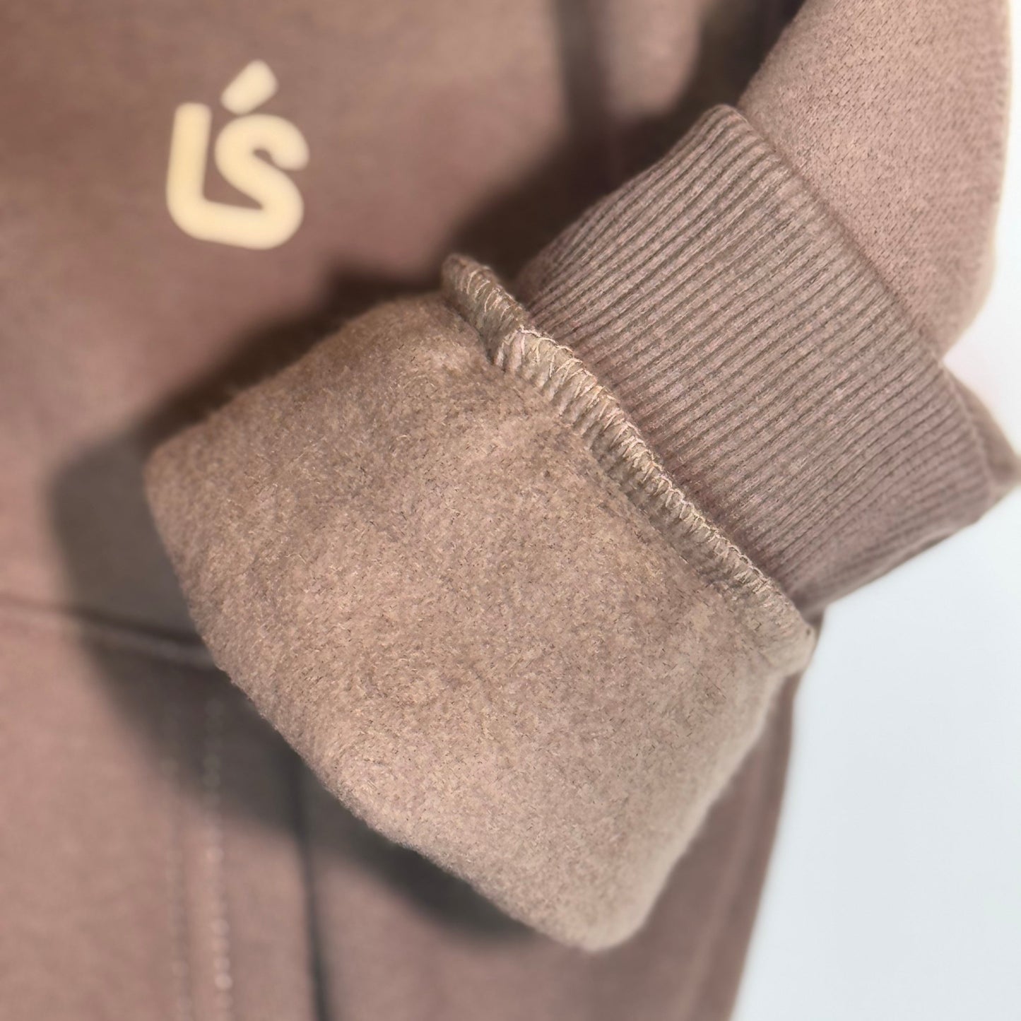 Fleece'n Flex hoodie with shorts