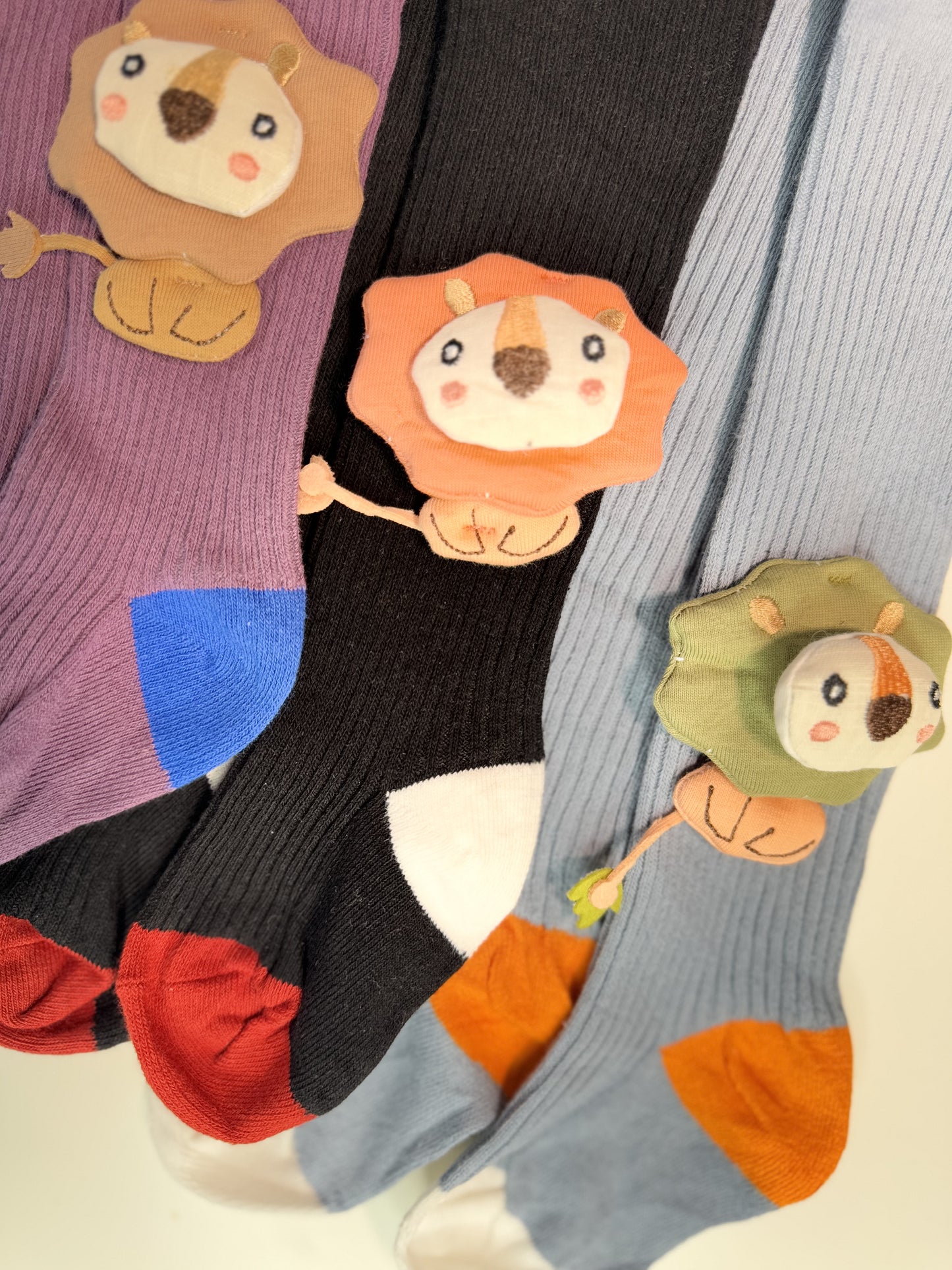 Lion tights for girls