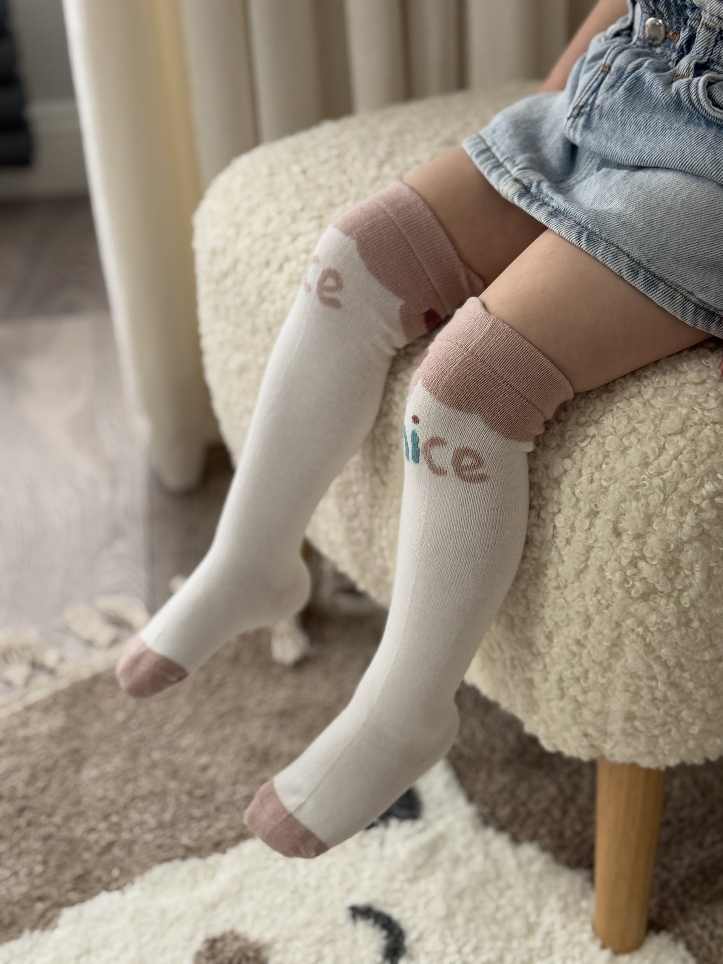 Over knee (knee length)